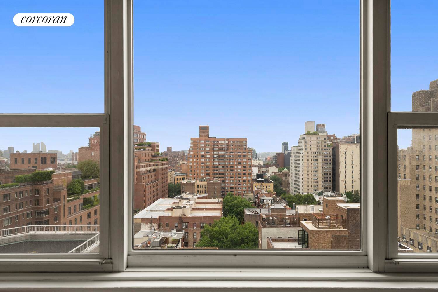Best Views, Best Value Studio on high floor at the John Adams !
