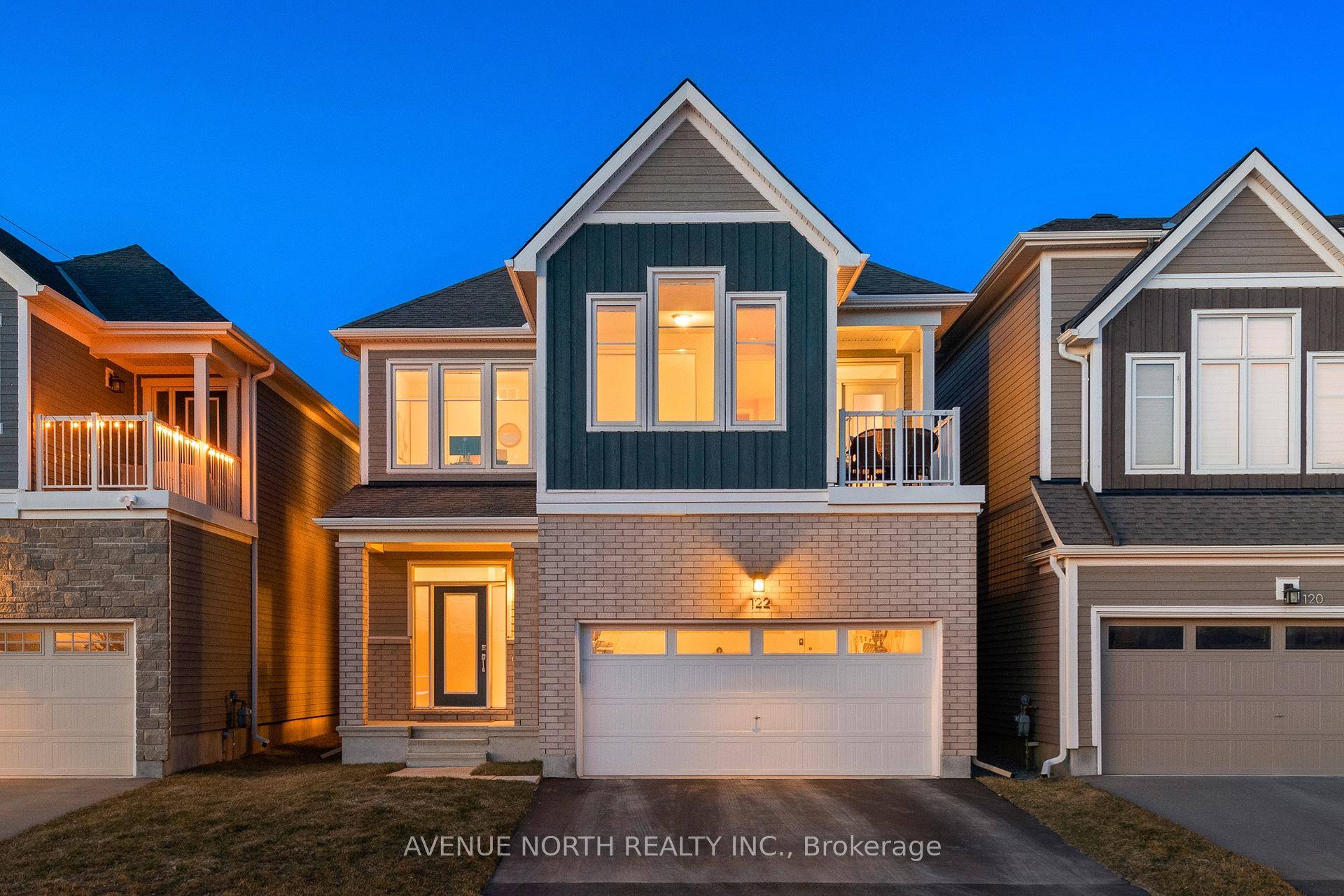 A TURN KEY, 3 BED, 4 BATH, SINGLE HOME WITH DOUBLE GARAGE, PRIVATE BALCONY, ENCLOSED GAZEBO, AND NO REAR NEIGHBOURS !