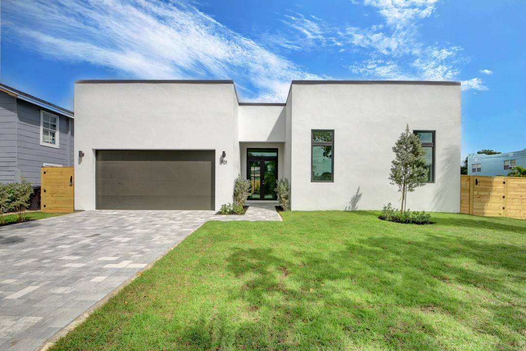 Built in 2024 and ideally positioned just minutes from the rapidly expanding Dixie Corridor, CityPlace, and a short drive over the bridge to Palm Beach, this exceptional residence offers the ...