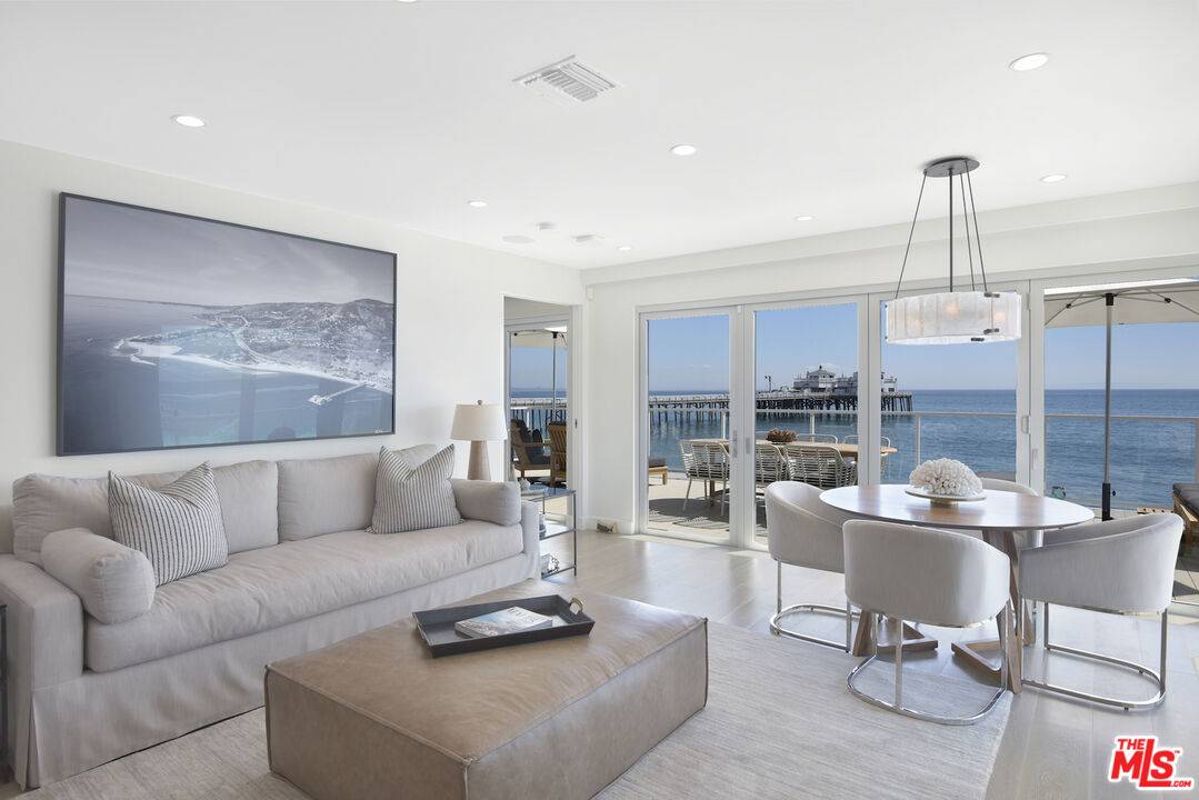 23038  Pacific Coast Hwy Malibu LA