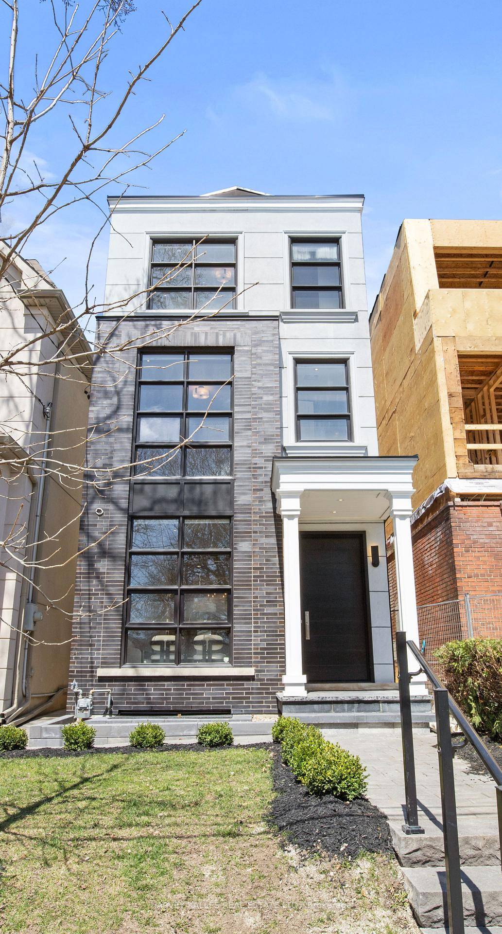 Welcome to 74 Woburn Ave Luxury Living in Lawrence Park North.