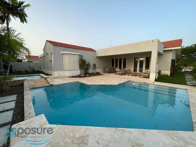 CAMINO DE LA VEGA House Dorado