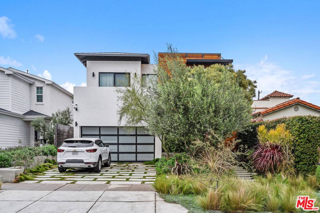 2230 Malcolm Ave 4BR La