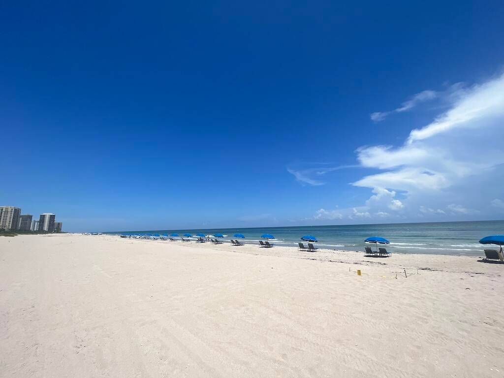 Lower Penthouse w direct access to the best private beach on Singer Island.