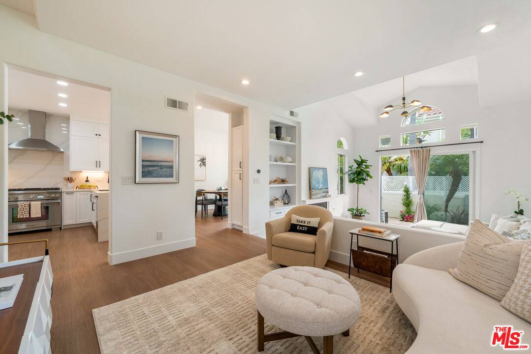 6453   Zuma View Pl 3BR Malibu La