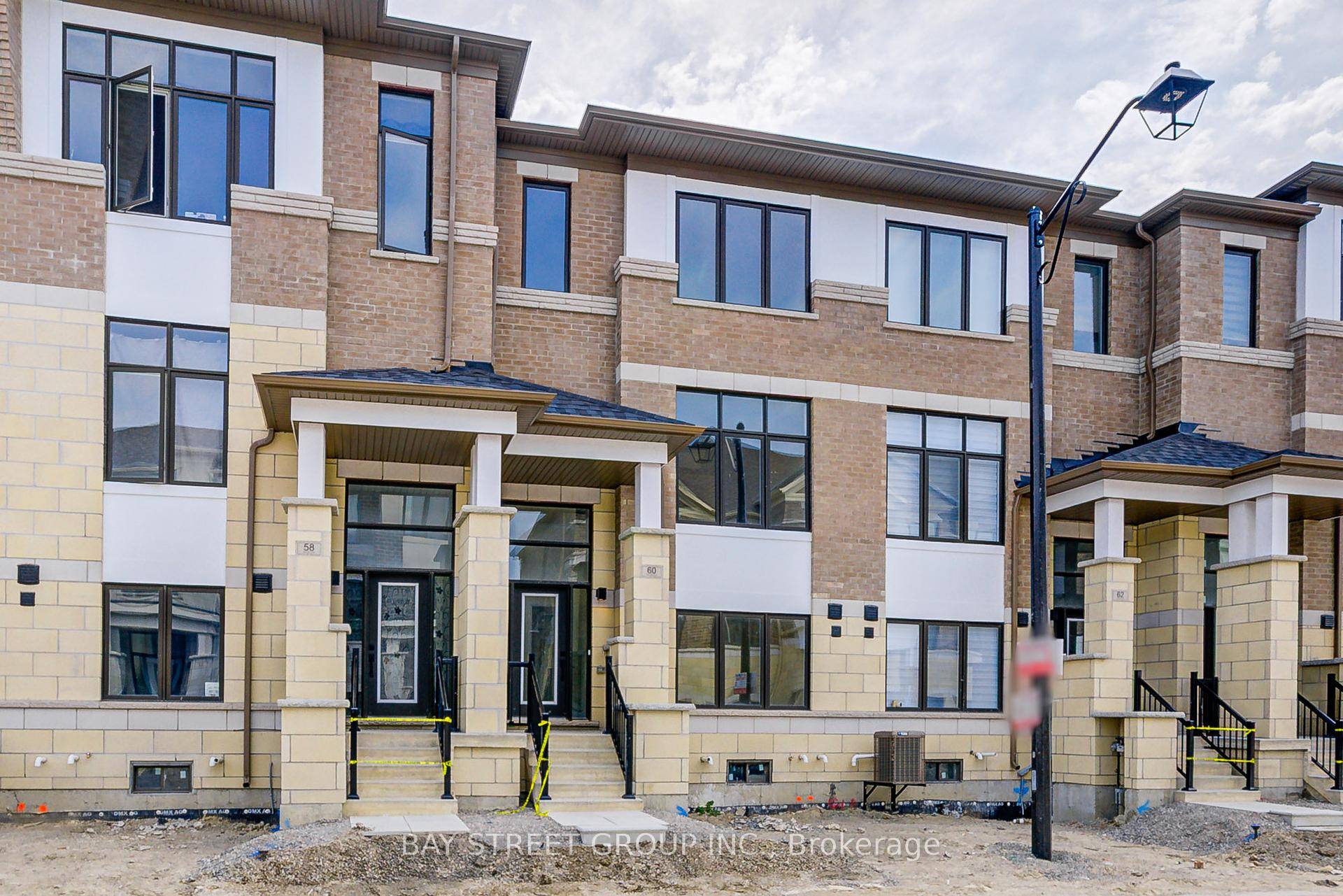 Brand New Never Lived In 3 1 Bedrooms amp ; 3 Bathrooms Townhouse in Newly Built Ivylea Community located at Leslie St amp ; 19th Ave, Double Garage 10 ft ...