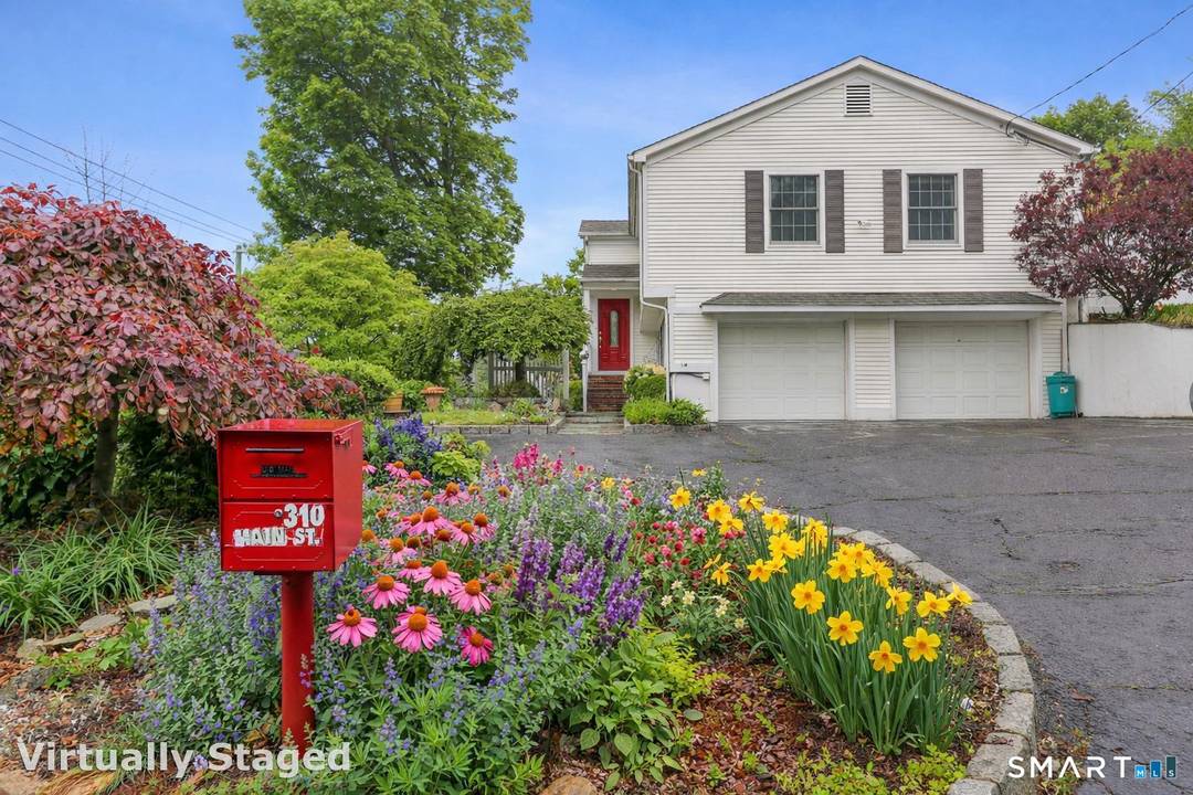 Spacious sophistication in the heart of Downtown Westport.