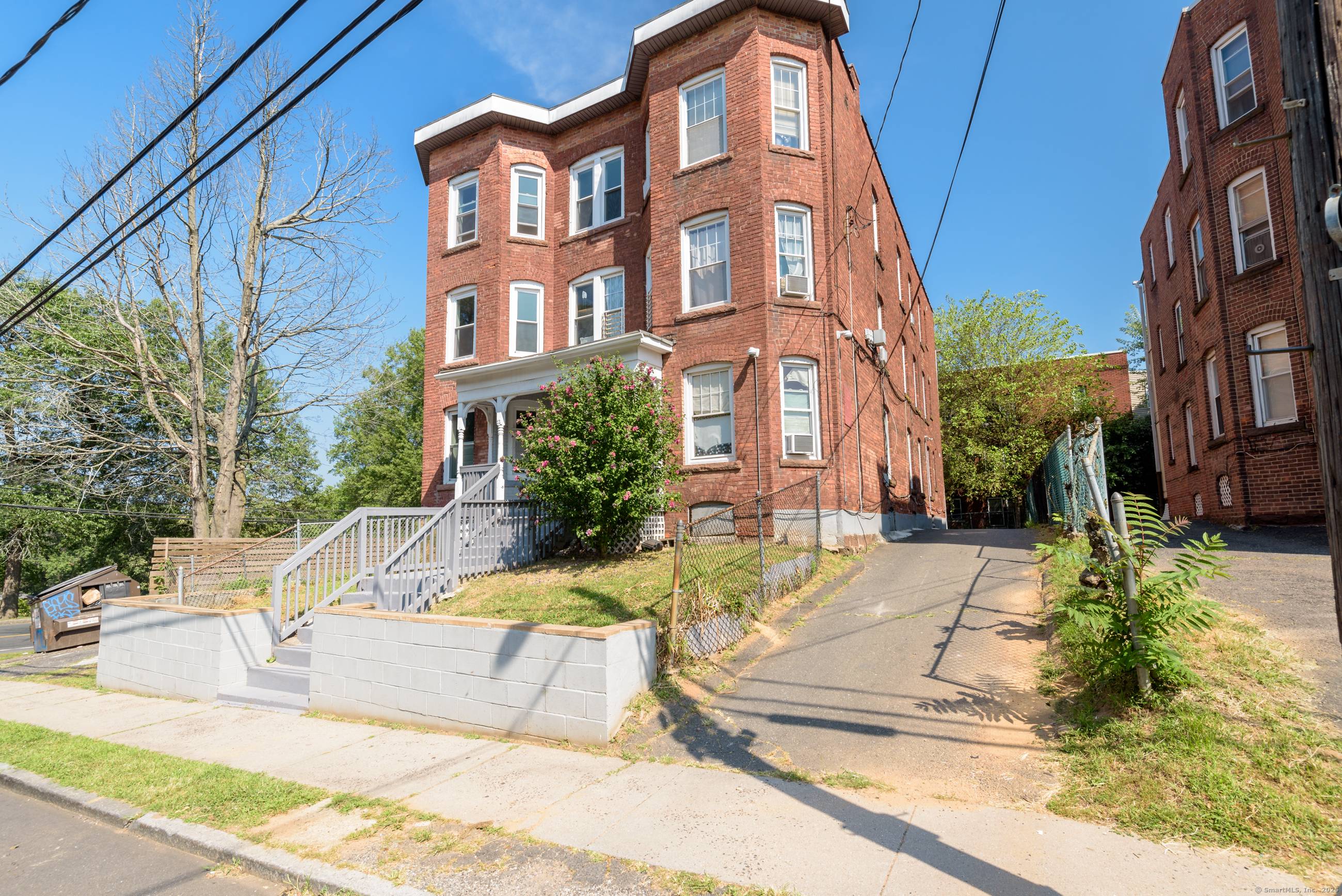 6 Family property investment opportunity