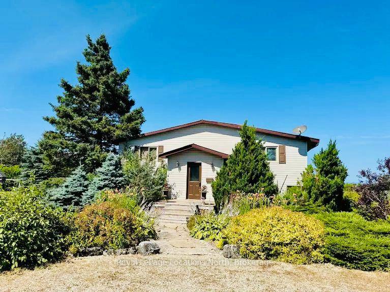 Set on a picturesque 24 acre property just 10 minutes from Osler Bluff Ski Club, this charming raised bungalow offers 4 bedrooms and 2 bathrooms, ideal for year round living ...