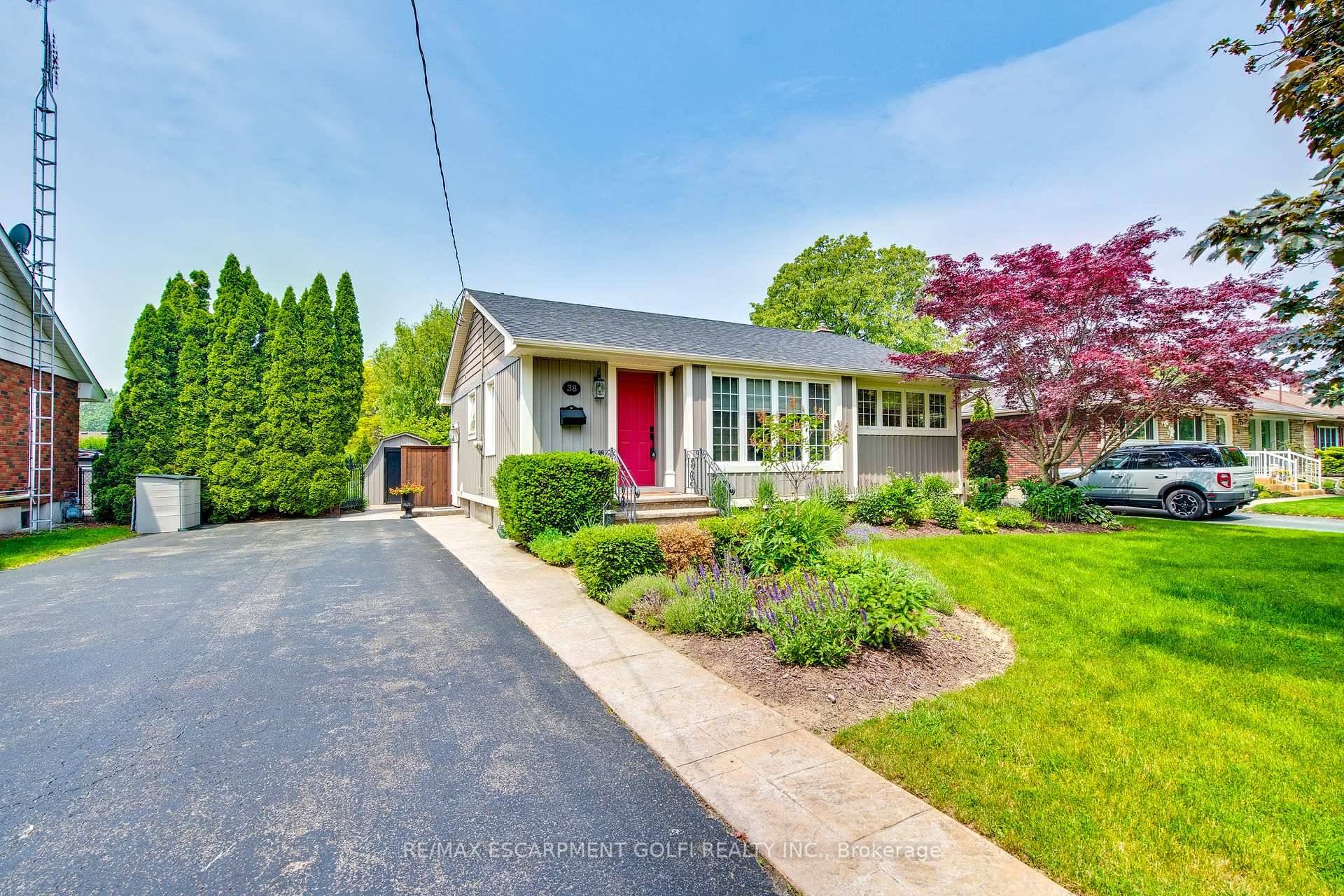 Immaculately maintained and thoughtfully updated, this North End St.