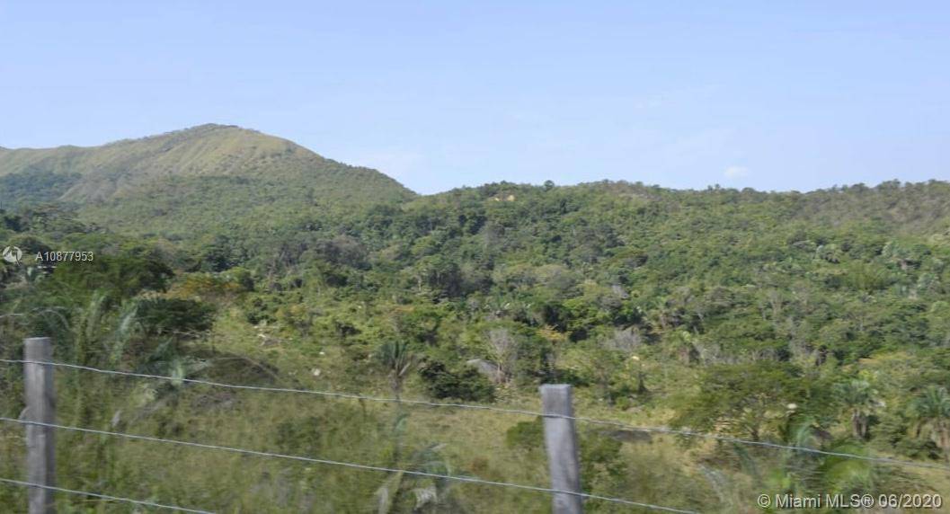 SPECTACULAR LAND FOR INVESTORS, CAN DEVELOP A HOTEL COMPLEX, A HOSPITAL, UNIVERSITY, VACATION HOMES ETC.