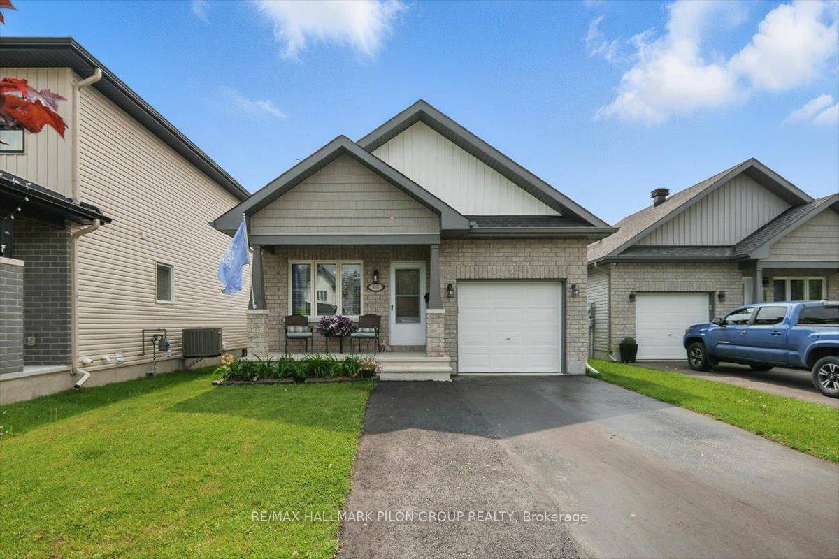 Welcome to this beautifully maintained bungalow in the desirable amp ; charming community of Rockland.