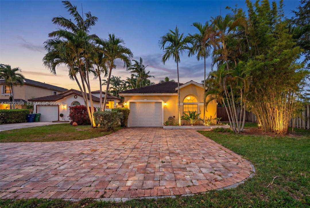 Rare opportunity in this highly desirable Miami neighborhood !