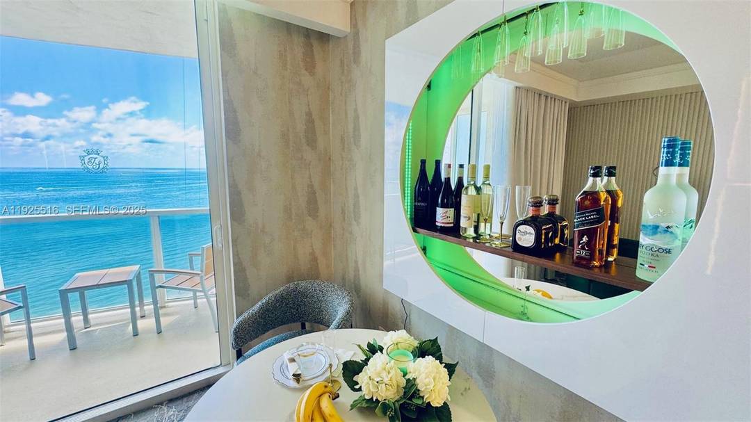 PRIME LOCATION Fully Renovated in 2024, this Oceanview Deluxe Studio 551 sqft.