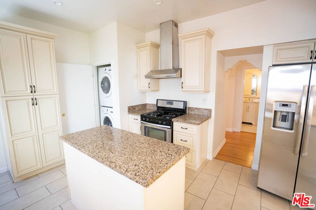 1212 S La Jolla Ave 3BR Beverlywood La