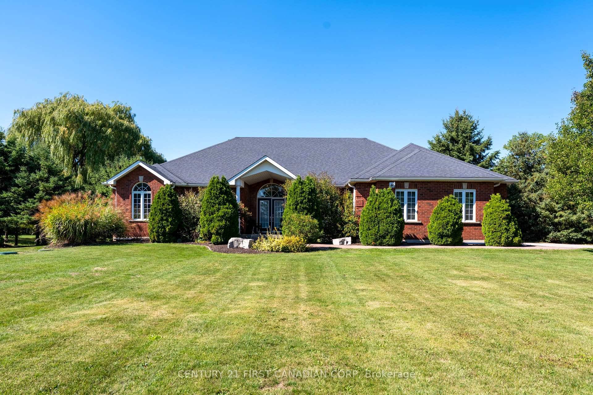 Set on 2. 19 private acres in east Brantford's most coveted rural pocket, this all brick, 2, 100 sq.