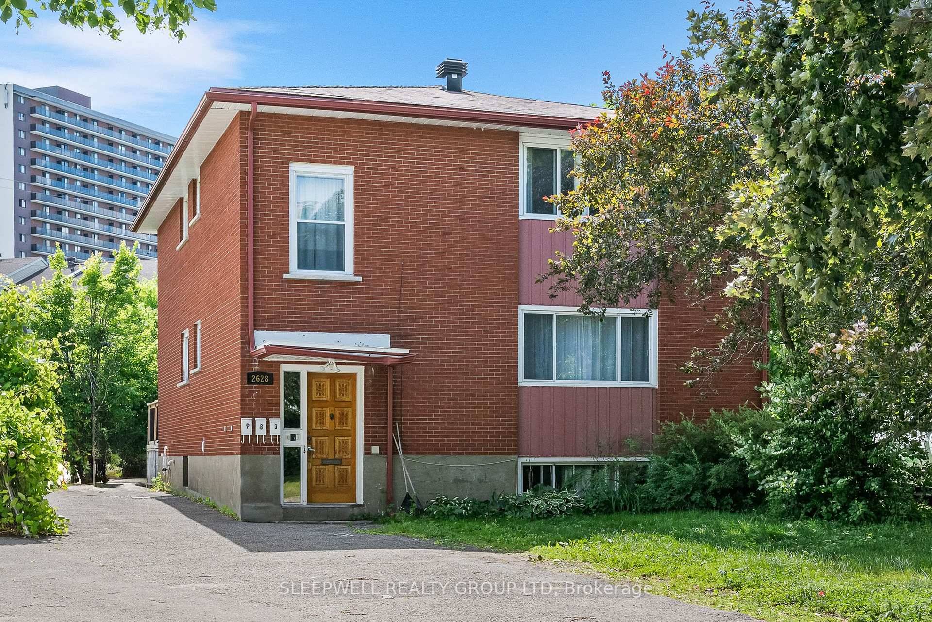 This spacious 1 bedroom, 1 full bathroom apartment offers a comfortable and straightforward living experience in a great location.