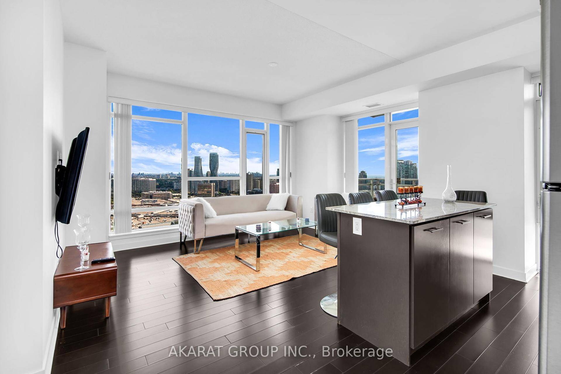 FURNISHED 2 bedroom, 2 bathroom condo located in the heart of Mississauga City Centre.