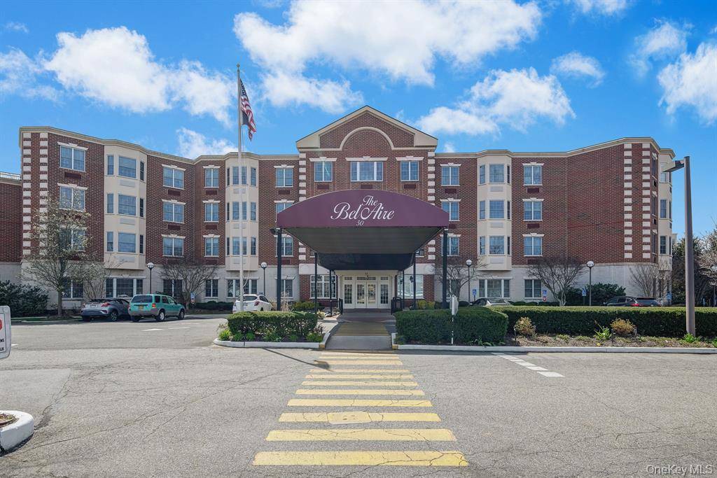 Welcome To Luxury Living for 55 amp ; Older !