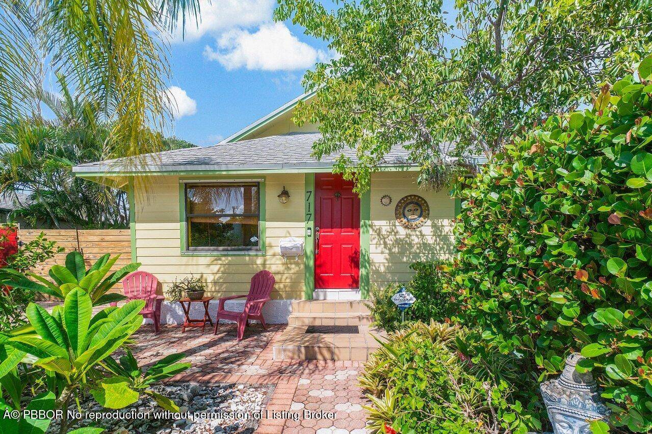 Charming, historic 2bd 1.