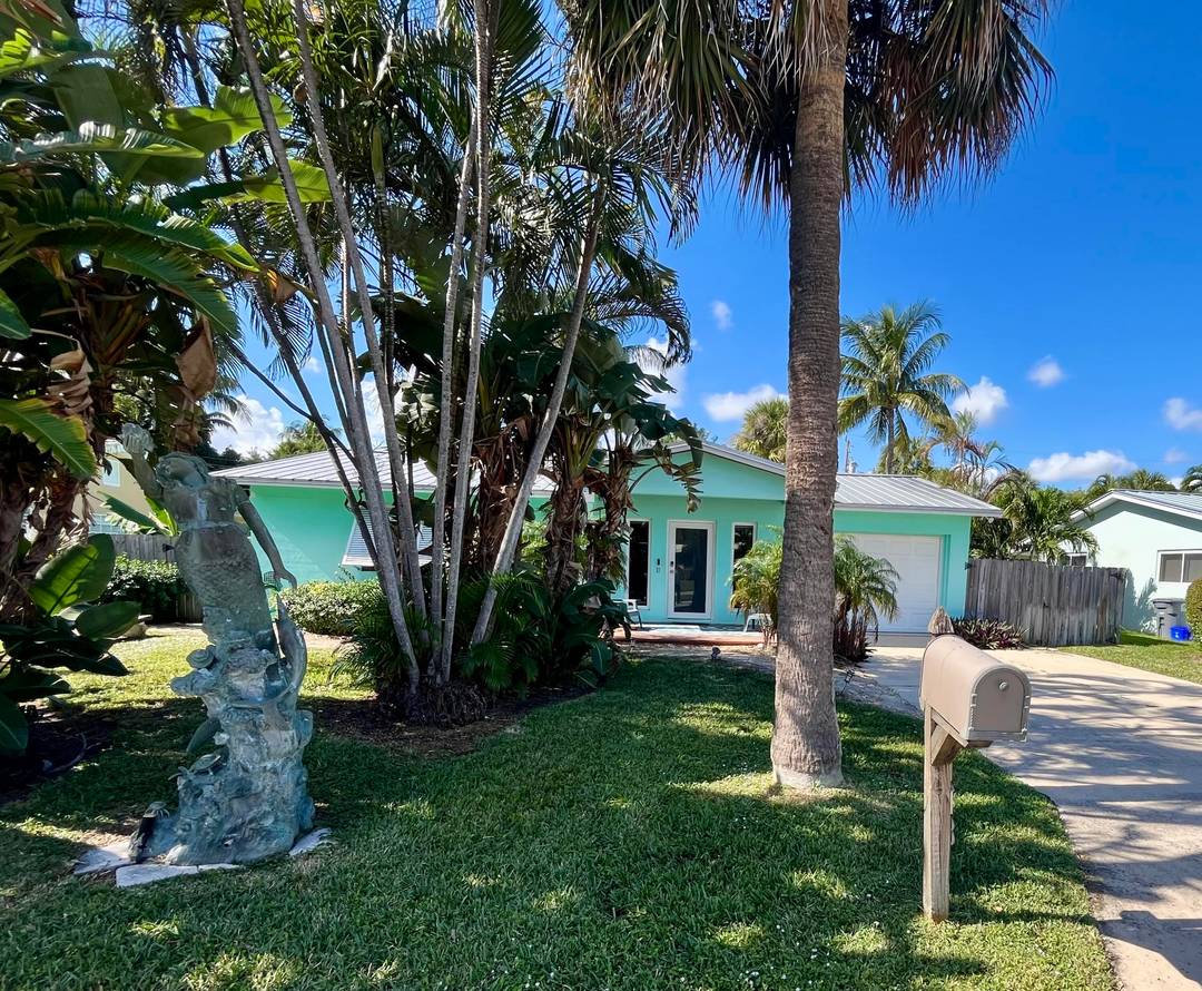 Just one street away from the Intracoastal Waterway, this charming home is located in a neighborhood that is rapidly growing with beautiful new construction homes being built all around.