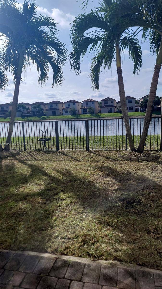 Welcome to this charming 3 Bed 2 1 2 bath, all new appliances.