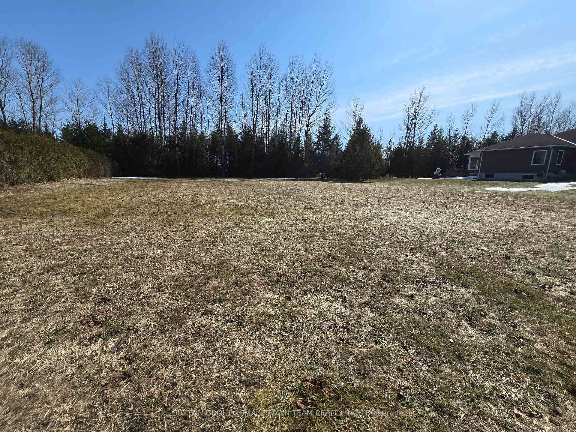 Build your dream home in the serene lakeside community of Poplar Beach !