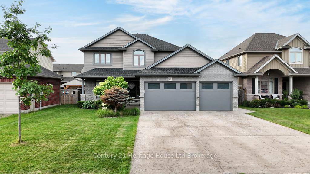 Renovated, Elevated and Upgraded to this immaculate 5 Bedroom house on Quiet Crescent Professionally designed and recreated in 2020 you will not be disappointed in this one of a kind ...