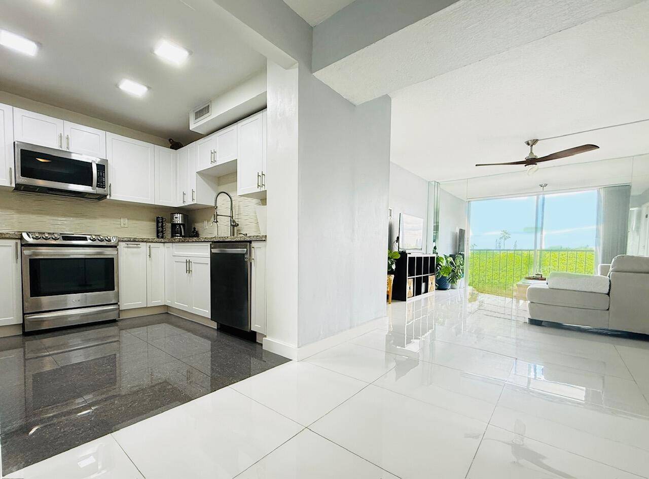 BEAT THIS PRICE ! IT'S A GREAT TIME TO PURCHASE A CONDO THAT'S TURNKEY, AND REMODELED BEAUTIFULLY.