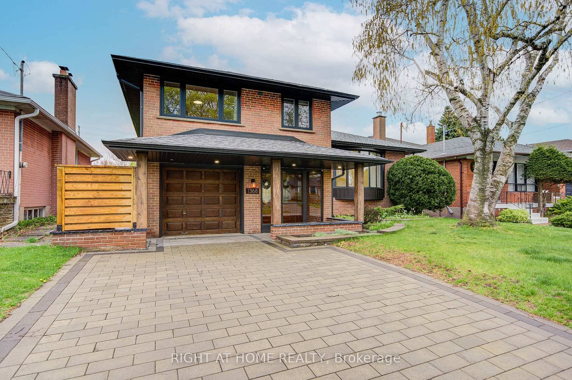 Well Built Fully Renovated Modern Sidesplit, 3 2 Bdrm Home On Large 50X120' Lot.