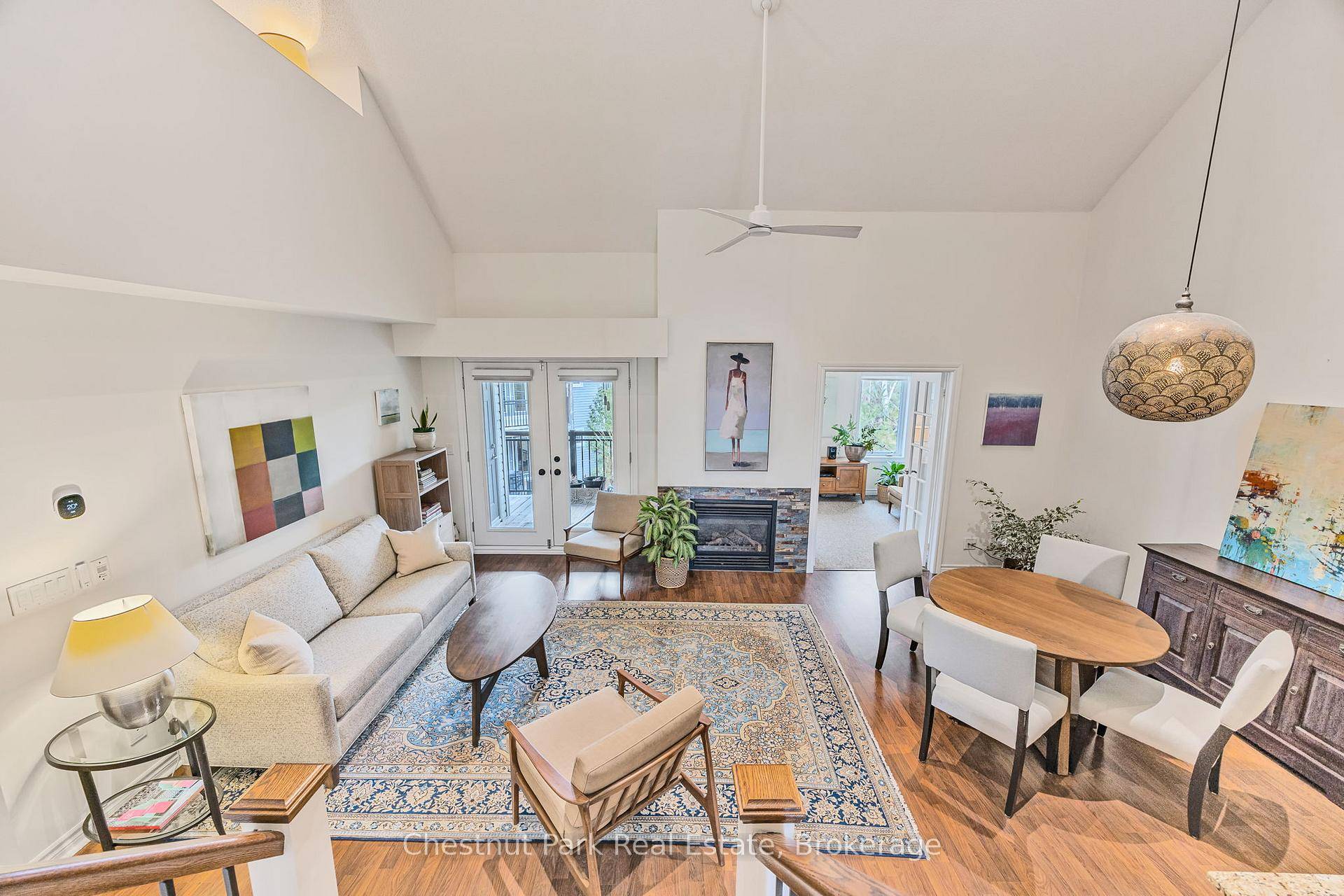 Luxurious Loft Style Condo with Vaulted Ceilings amp ; Mountain Views.