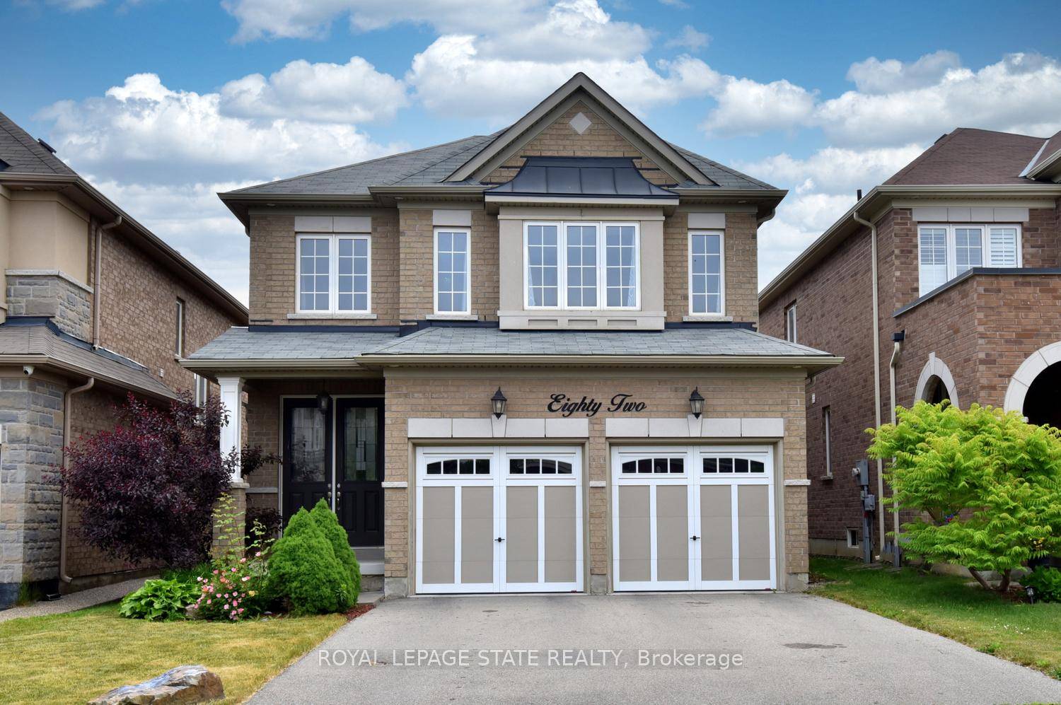 A fantastic open concept home awaits you on family friendly Stoney Creek Mountain !