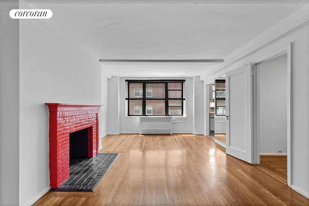Welcome to your new sanctuary at 140 East 28th Street, Unit 5A !