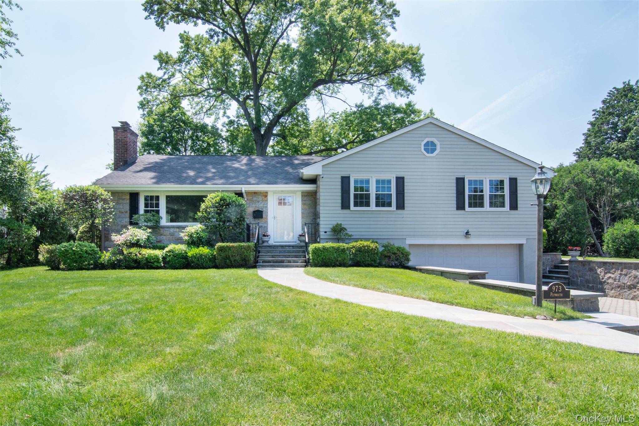 Entertainer s Dream in Pelham Manor Spacious, Stylish, and Perfectly Located Welcome to 973 Plymouth, a rare opportunity to own a beautifully renovated 4 bedroom, 3 bathroom home in the ...