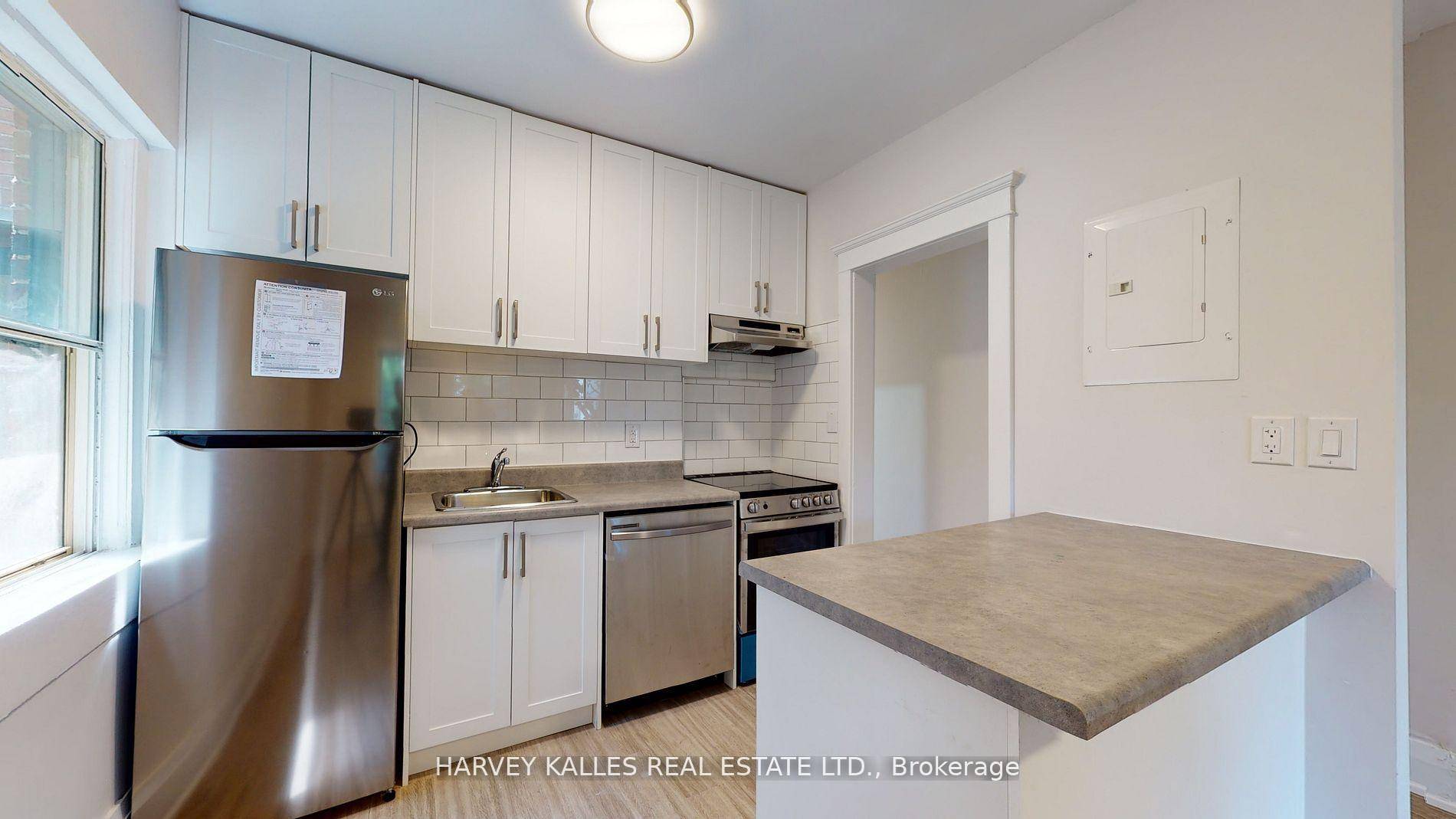 Turn Over A New Leaf With This Fresh Opportunity In Desirable Annex Bathurst Dupont Location amp ; Live Stylishly, Solo Or W A Partner Roommate In This Spacious Newly Renovated ...