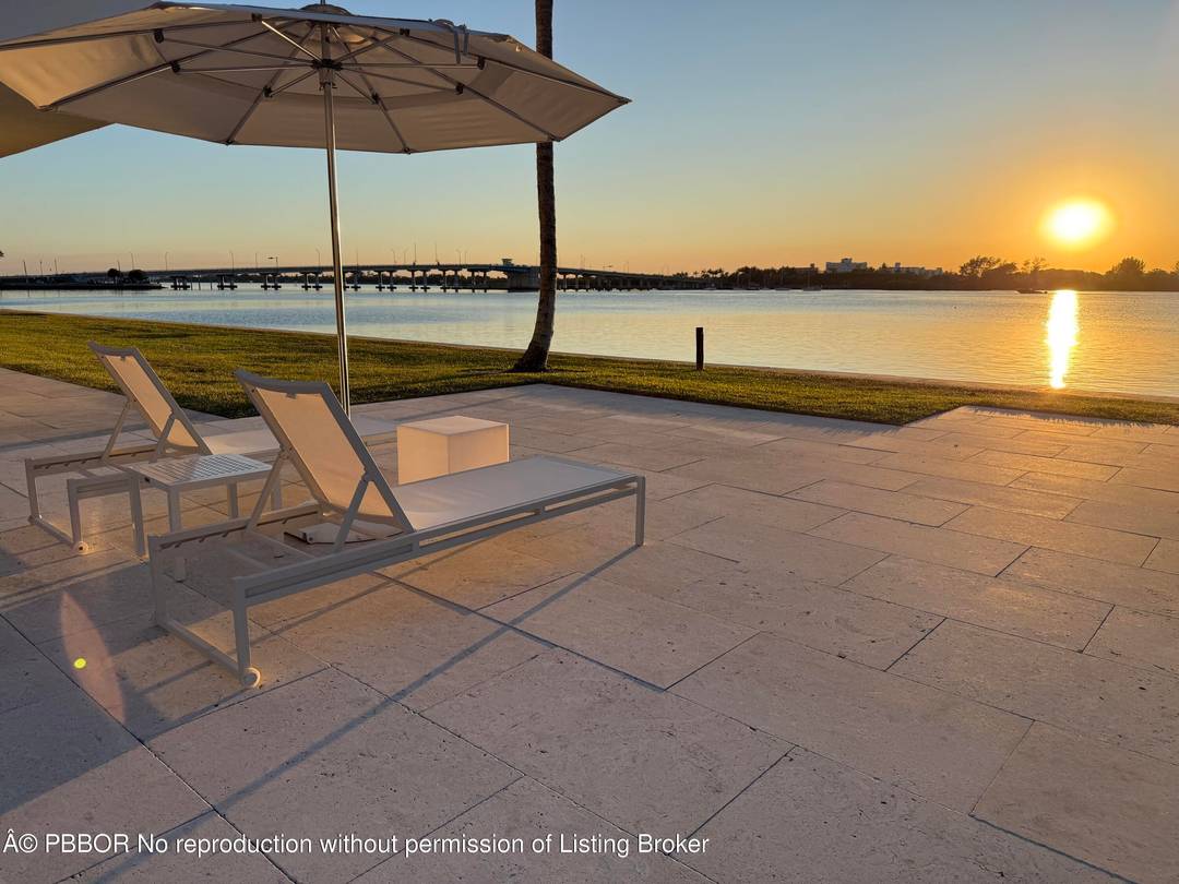 A Palm Beach masterpiece of modern coastal luxury.