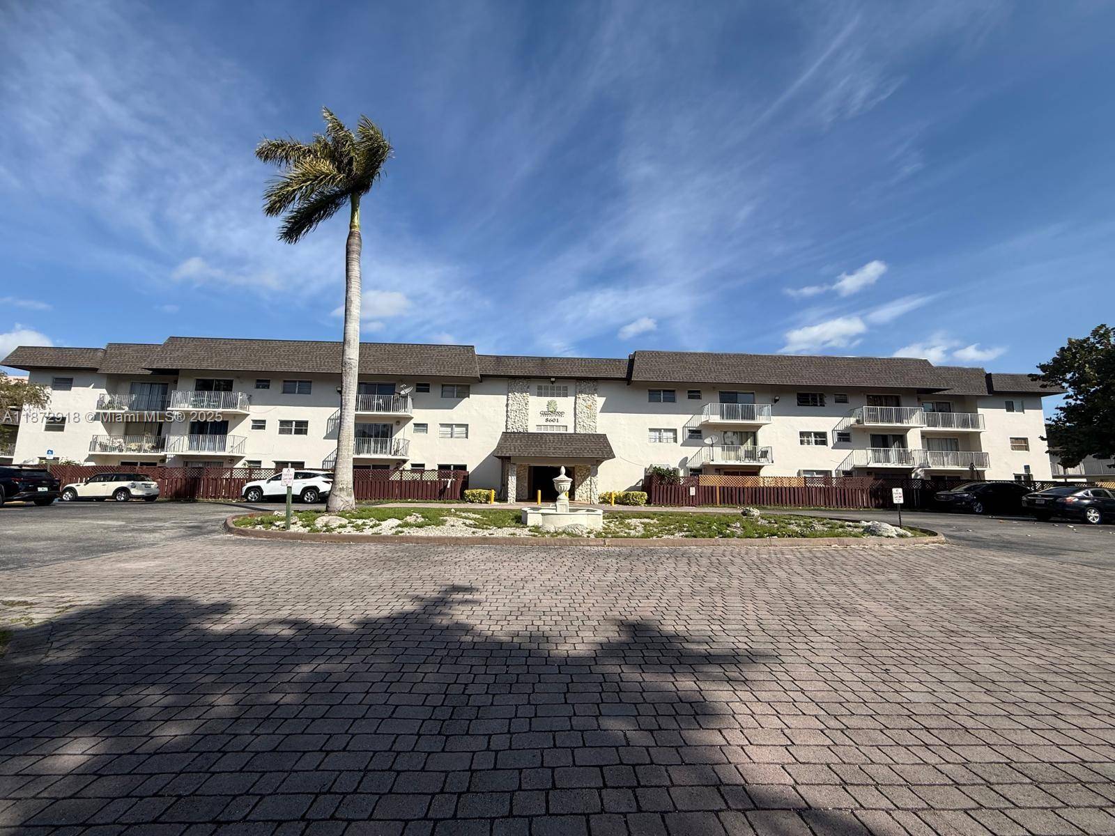 Spacious and comfortable 3 2 apartment with a corner patio overlooking the clubhouse.