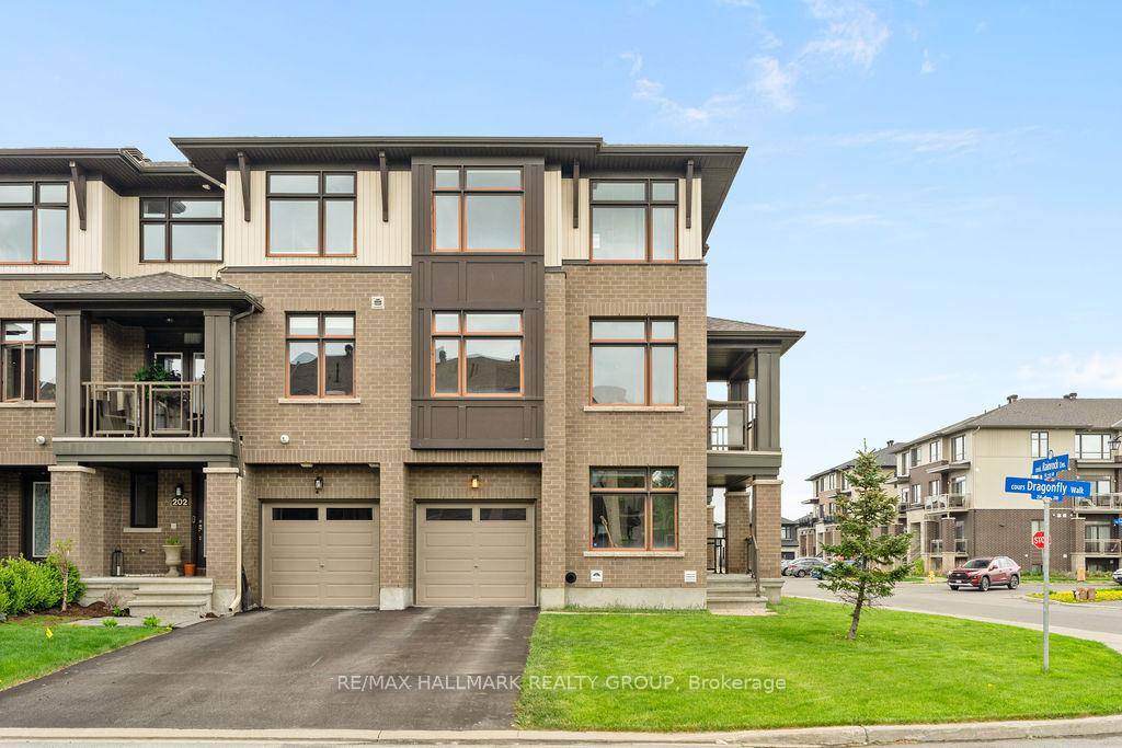 Rarely offered 1, 585 sq.