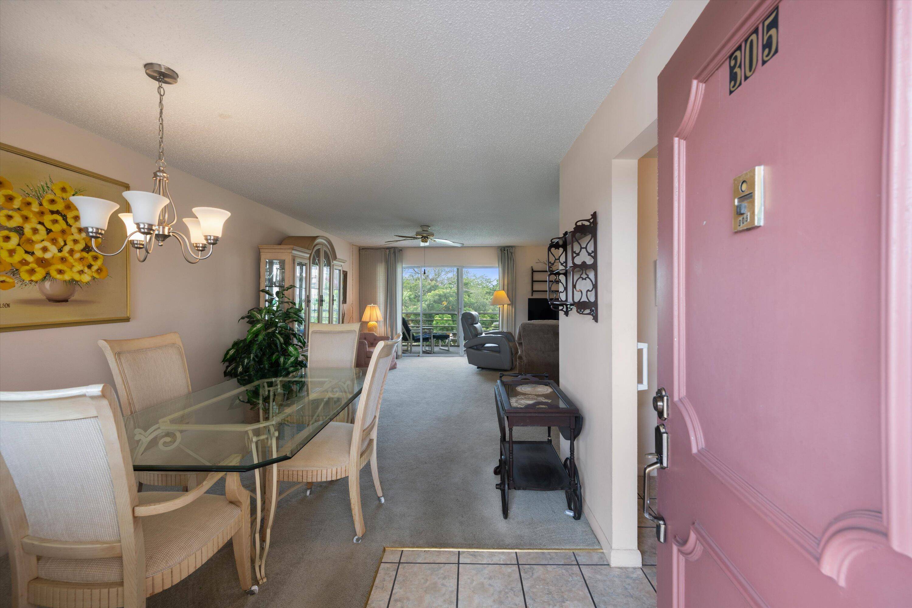 Welcome to this stunning, fully furnished 1 bedroom, 1.
