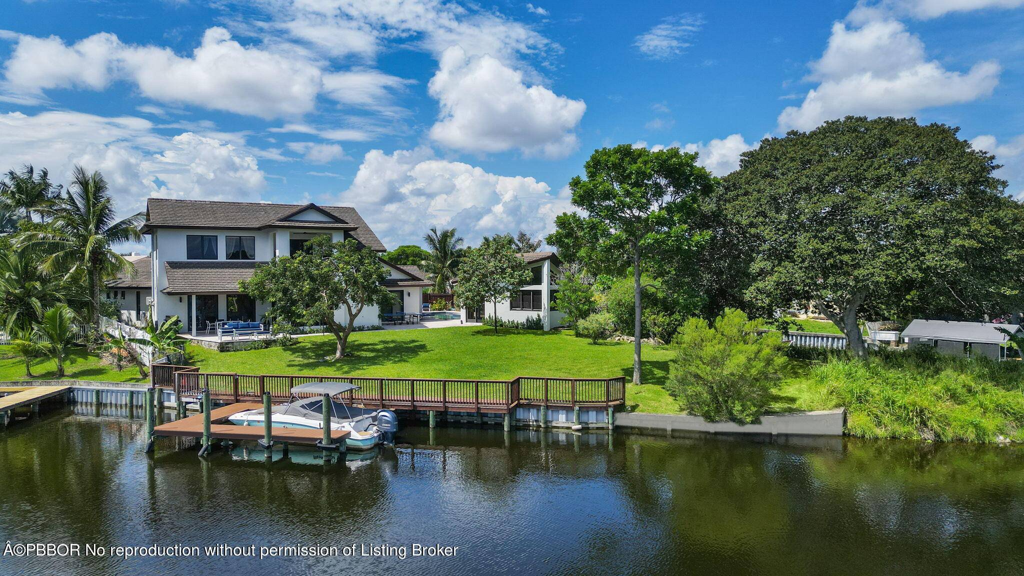 Stunning Waterfront Retreat on Lake Osborne !