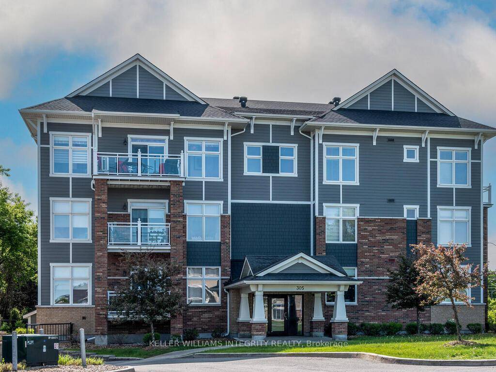 Welcome to Cre me, the perfect blend of comfort and maintenance free living.