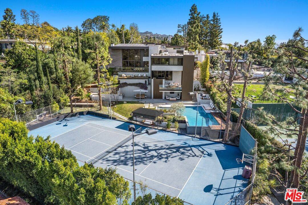 1005   Elden Way 5BR Beverly Hills Post Office | B.H.P.O. La