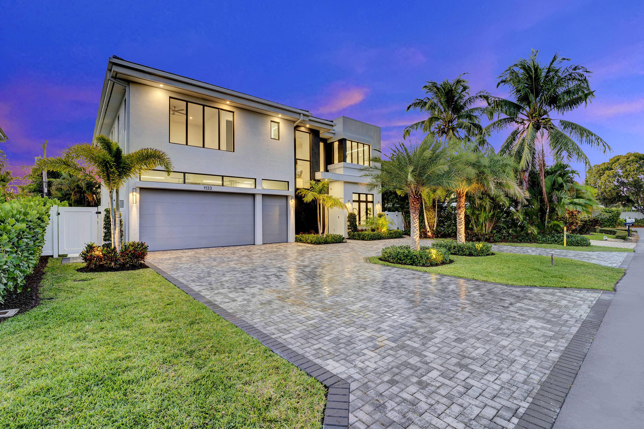 Indulge in the art of exquisite living, just a whisper away from the chic boutiques of Mizner Park and the vibrant pulse of Downtown Boca !