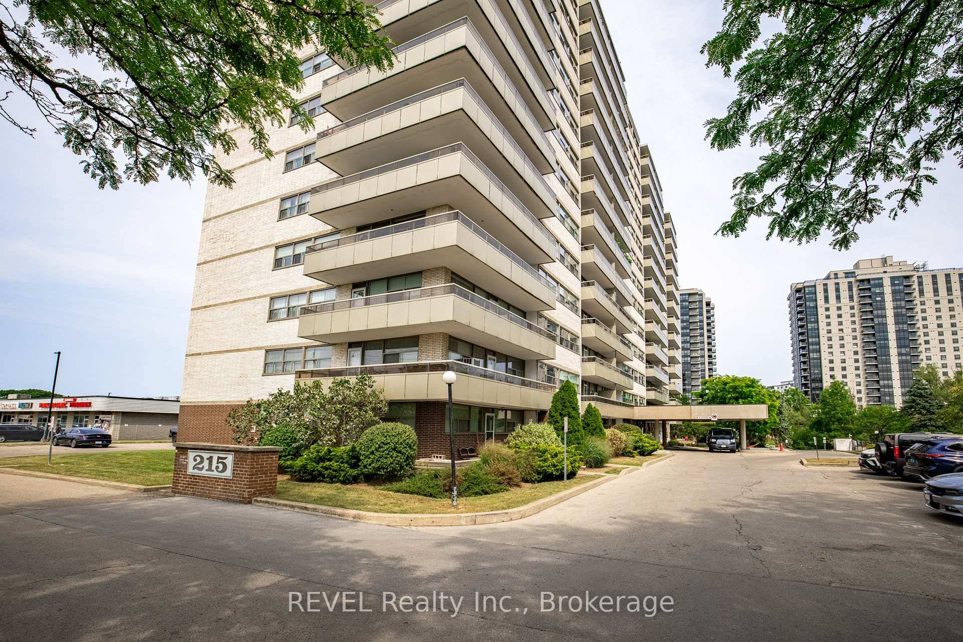 The building at 215 Glenridge has visitor parking, inground pool, bright laundry room, party room and an inviting entry.