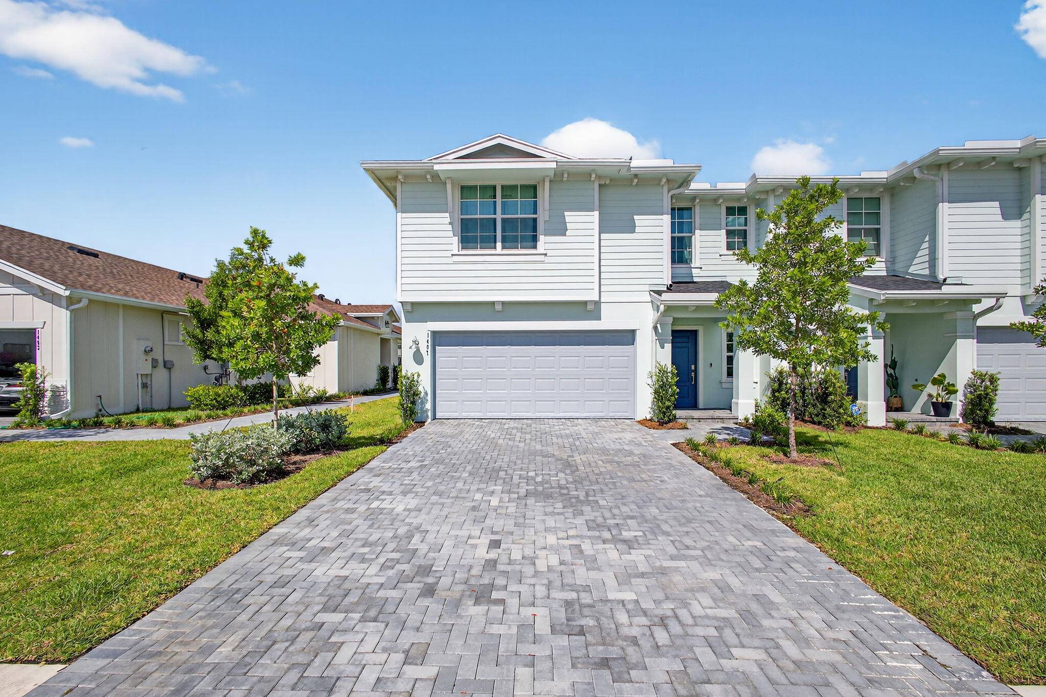 Welcome to the beautiful home in the heart of Arden Community !