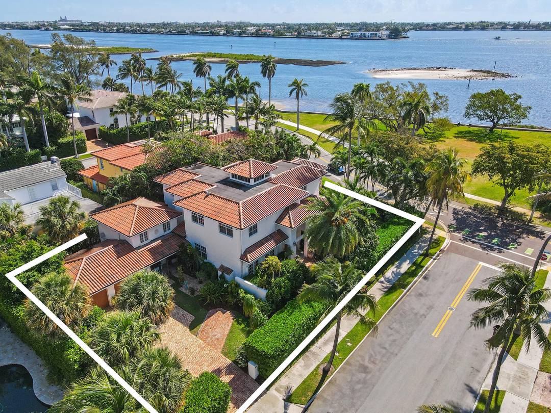 Elegant Waterfront Living in Historic El Cid.