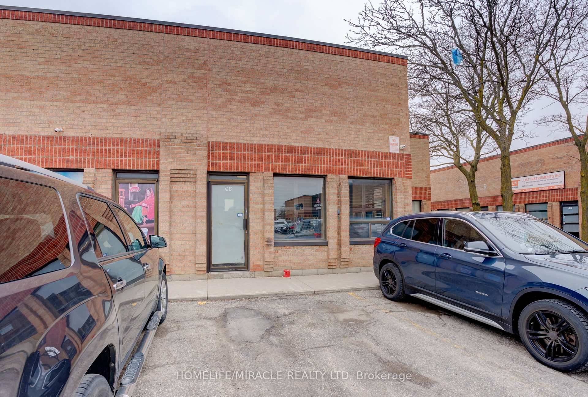 M1 zoned industrial unit 1942 sq ft, at highly sought after 407 and Dixie location.