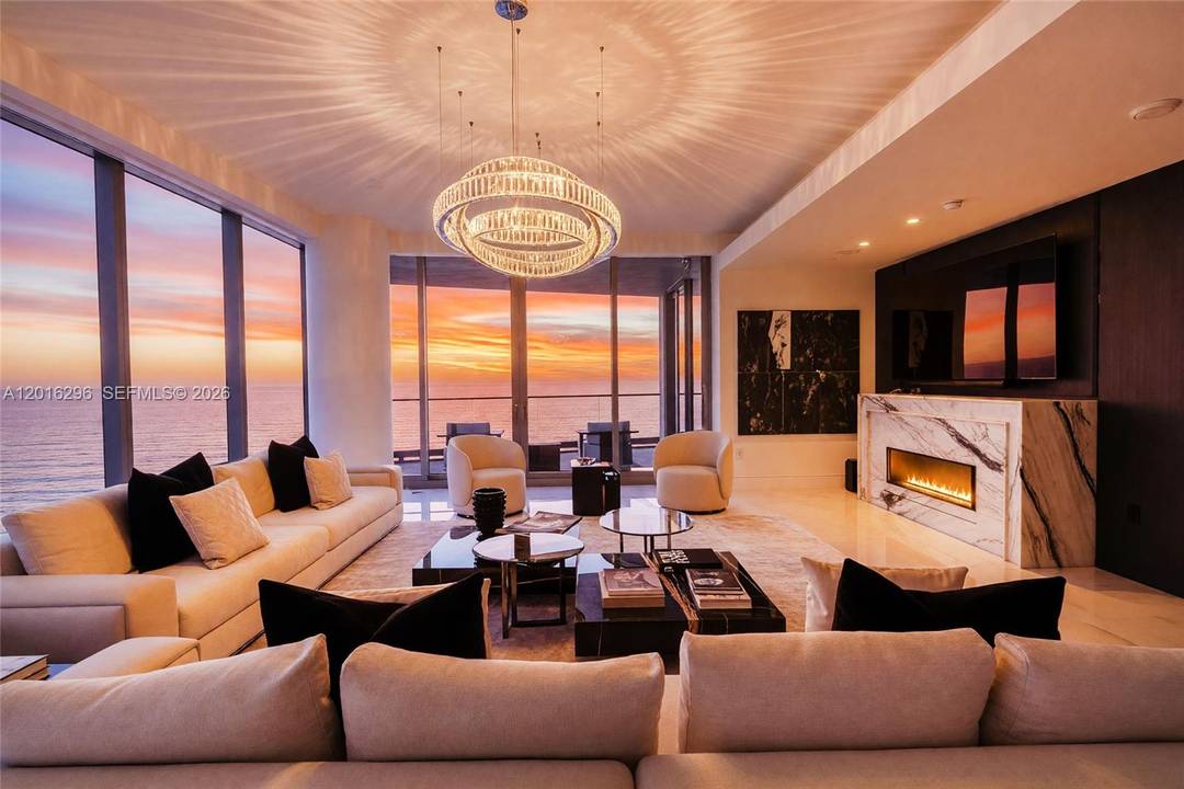 Step into a world of unmatched luxury at the prestigious Estates at Acqualina with Residence 1402 North, a masterpiece of design and elegance.
