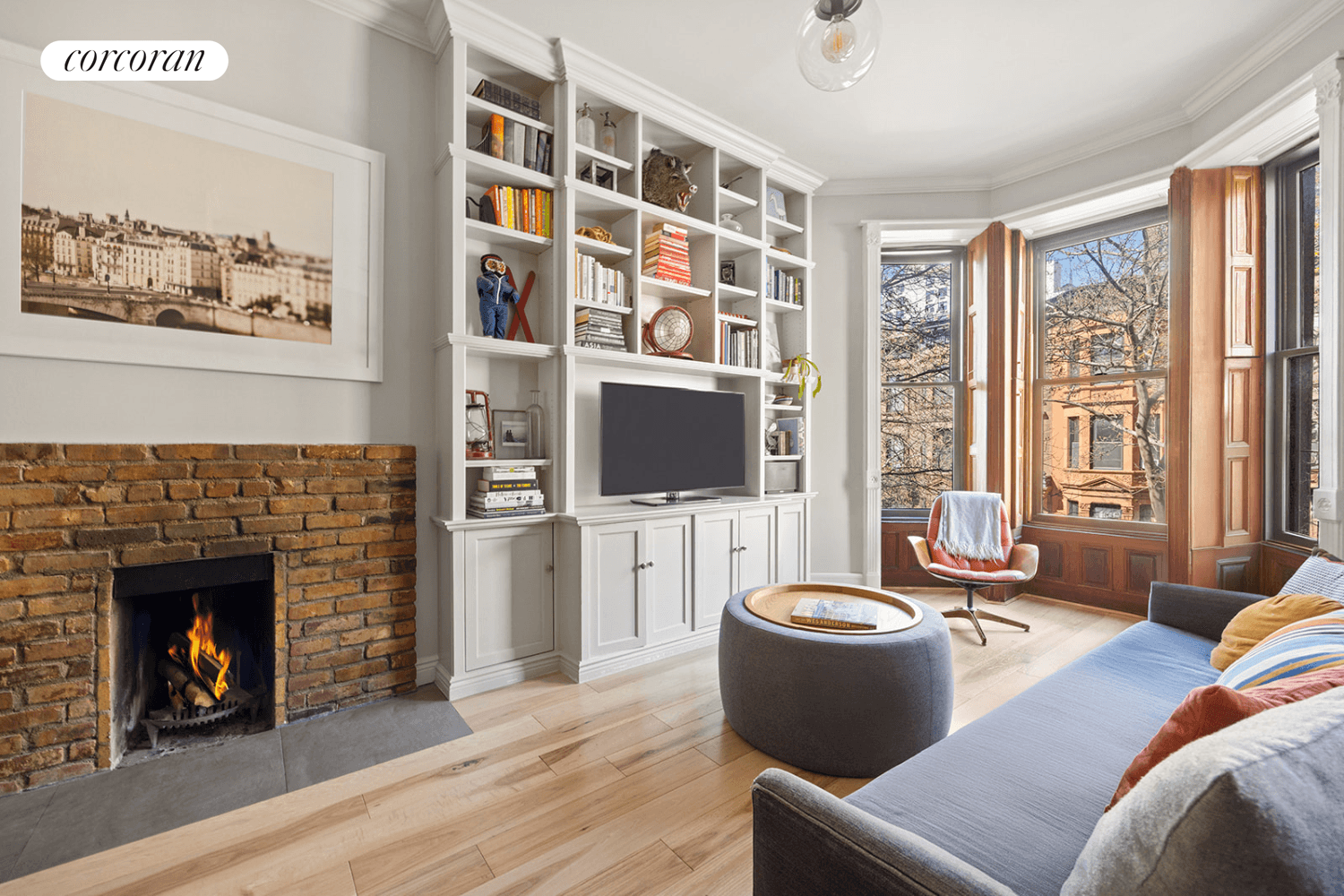 Feel right at home in this beautiful light filled apartment at a premier Park Slope address less than a block from Prospect Park !