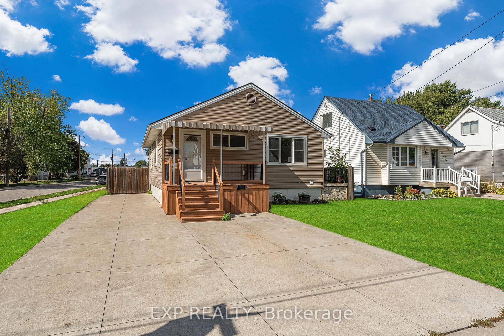 Welcome to 237 Adair Avenue North, Hamilton a beautifully upgraded detached home on a premium 45 ft x 136 ft lot, offering over 1, 500 sq.